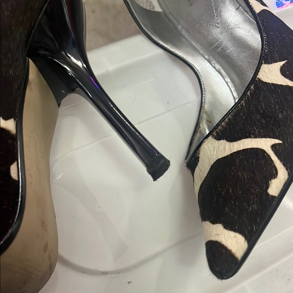 Guess Black and White Slingback Heels - Picture 4 of 9